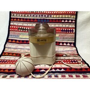 Vintage Waring Automatic electric juicer works great